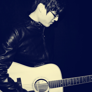 欧美大荫蒂XX自慰
